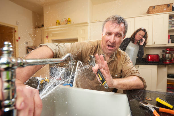 You are currently viewing DIY vs. Professional Drain Cleaning: When Should You Call a Professional